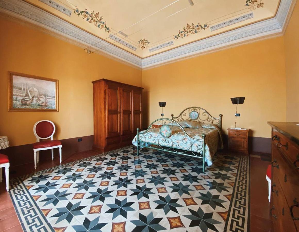 Palazzo Gambuzza Aparthotel Ispica Εξωτερικό φωτογραφία