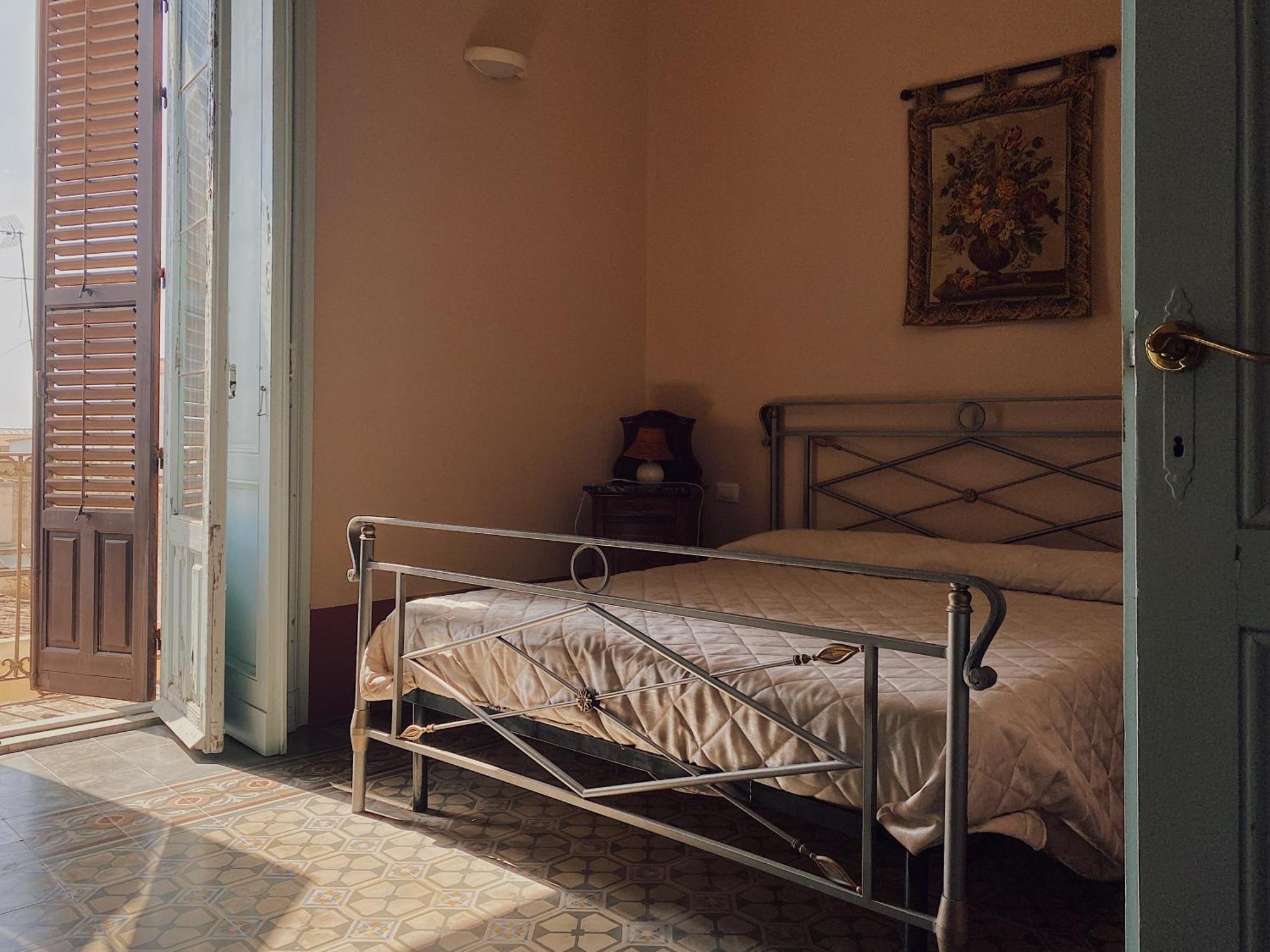 Palazzo Gambuzza Aparthotel Ispica Δωμάτιο φωτογραφία